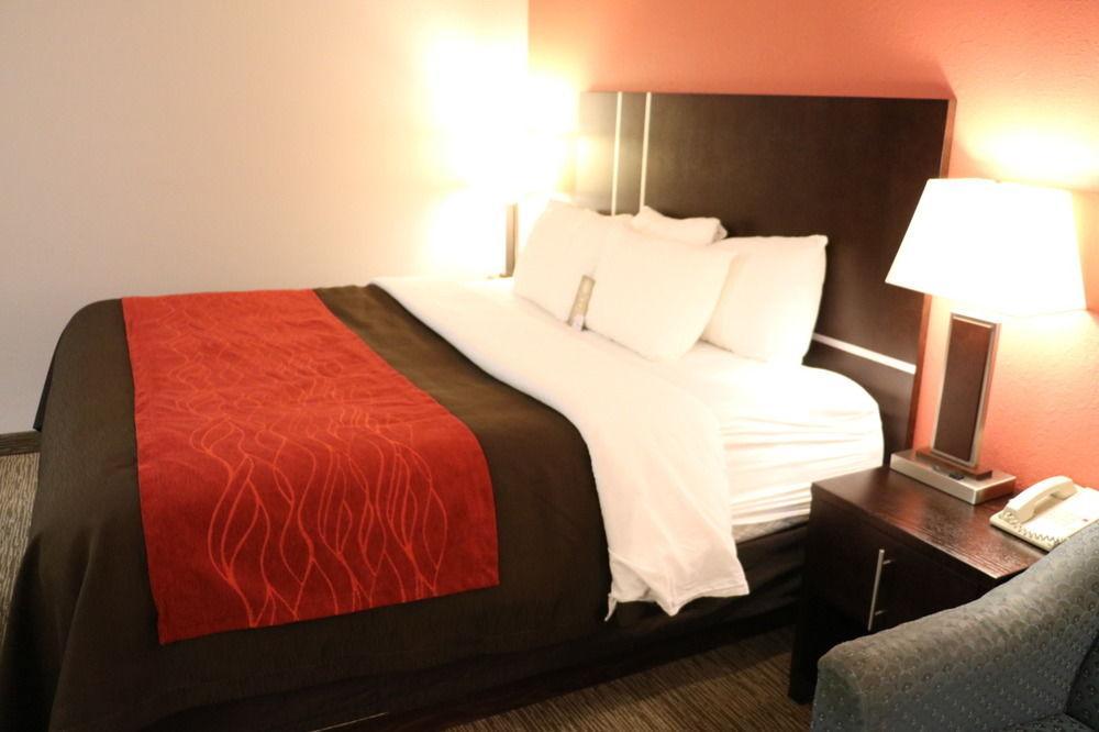 Comfort Inn & Suites Yorkton Exterior foto