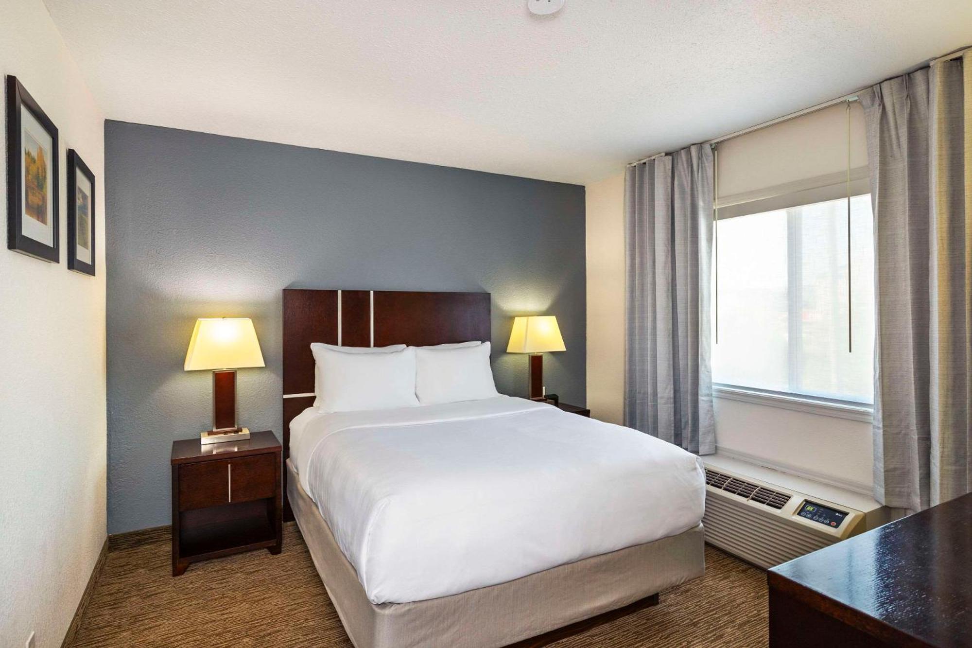 Comfort Inn & Suites Yorkton Exterior foto